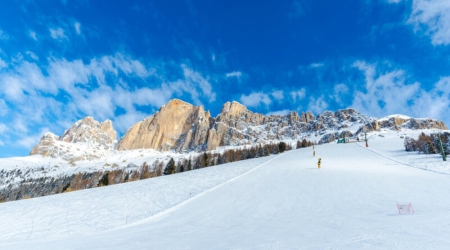 Wintersport in San Giovanni di Fassa.